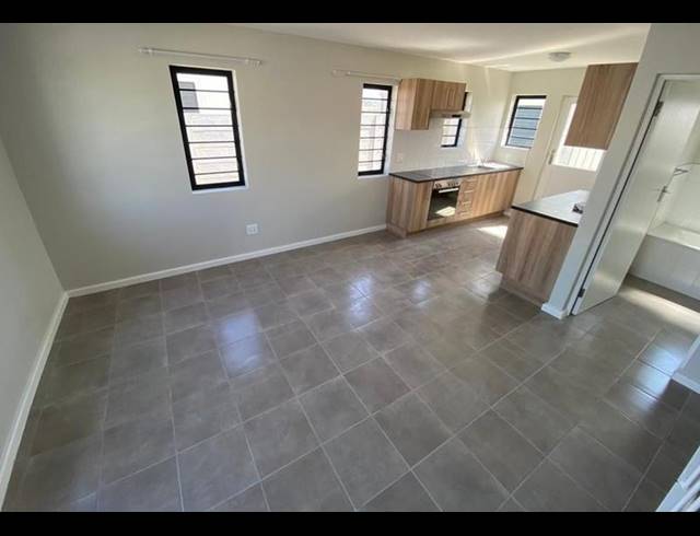 3 BEDROOM TOWNHOUSE FOR SALE IN RIVERGATE